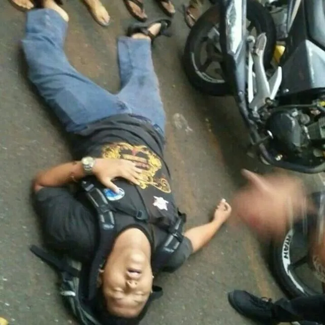 6 Fakta Soal Ricuh Demo Mahasiswa Unnes. Beberapa Sampai Terluka Karena Ditabrak Mobil Rektor 9