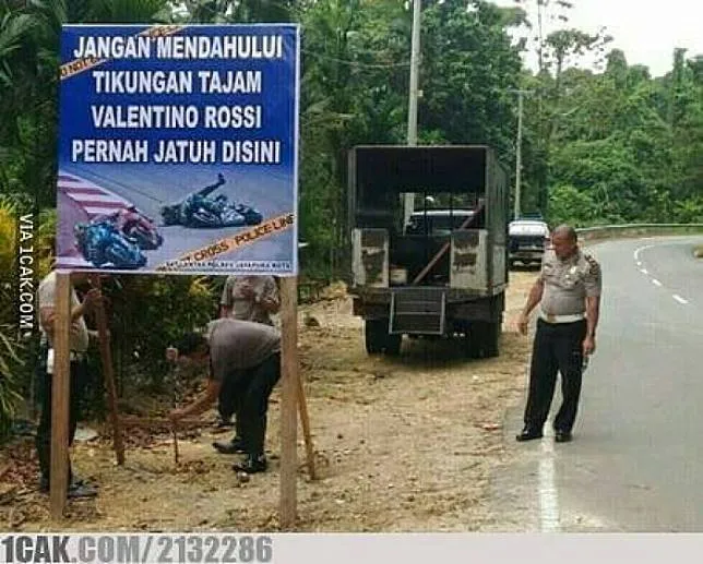 Saking Kreatifnya, 14 Spanduk Peringatan ini Pasti Bikin Kamu Otomatis Taat Aturan. Masih Mau Bandel? 26