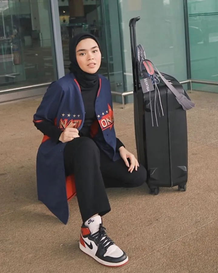 17+ Hijab Sporty Style Ala Sivia Azizah. Cocok Buat Kamu Cewek Quirky yang Aktif dan Percaya Diri 30