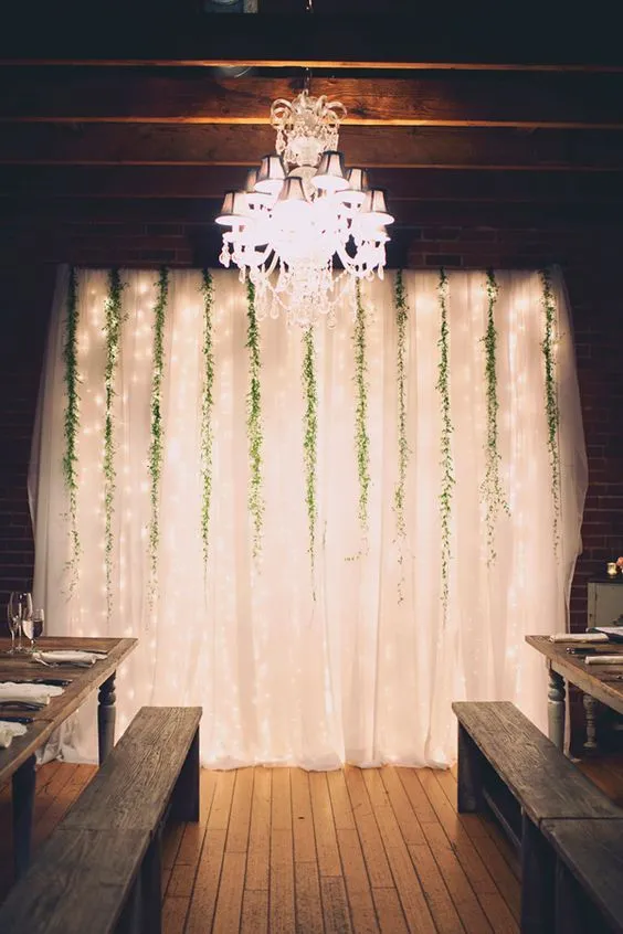 12+ Inspirasi Indoor Lighting untuk Resepsi Pernikahanmu. Biar Kata Dekorasi Minimal, Pencahayaan Tetap Maksimal! 21