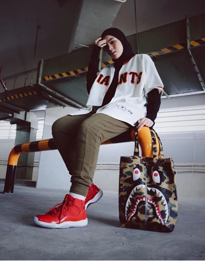17+ Hijab Sporty Style Ala Sivia Azizah. Cocok Buat Kamu Cewek Quirky yang Aktif dan Percaya Diri 24