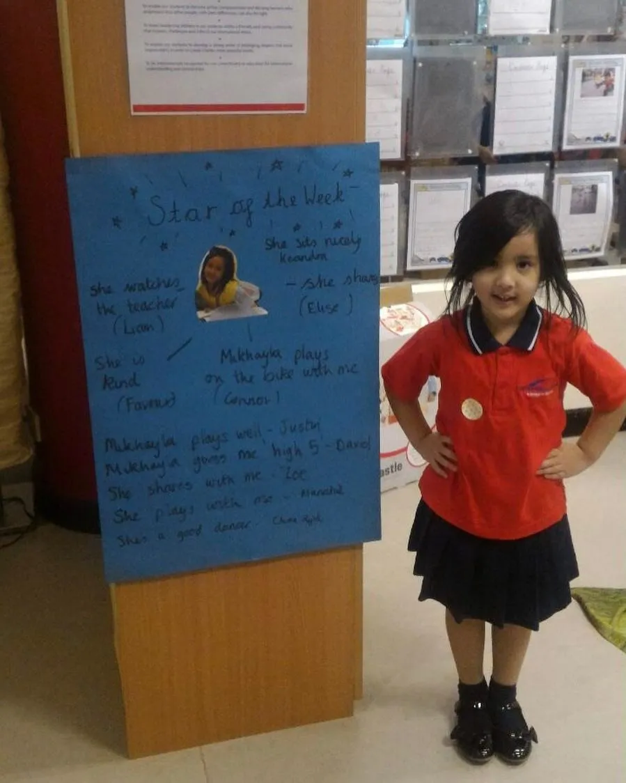 Kenalan sama Mikhayla, Yuk! Putri Sulung Nia Ramadhani yang Cantiknya Saingan dengan sang Ibu 20