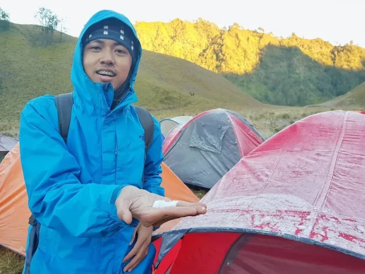 Inilah 5 Lokasi yang Dilanda Embun Es di Indonesia Pada Tahun 2018. Nggak Cuma Dieng Doang! 6