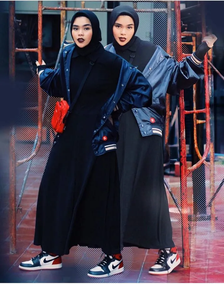 17+ Hijab Sporty Style Ala Sivia Azizah. Cocok Buat Kamu Cewek Quirky yang Aktif dan Percaya Diri 26