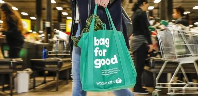 Hidup Tanpa Plastik? Sebenarnya Bisa Banget Lho! Lihat Aja 6 Tempat di Mana Plastik Sudah Dilarang 12