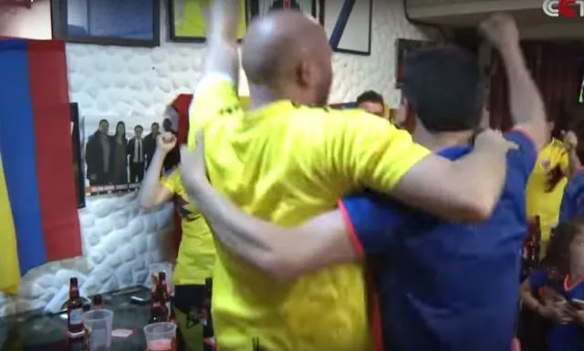 Belajar Kebaikan Dari Cesar, Pemuda yang Bantu Temannya yang Buta dan Tuli Menonton Piala Dunia 8