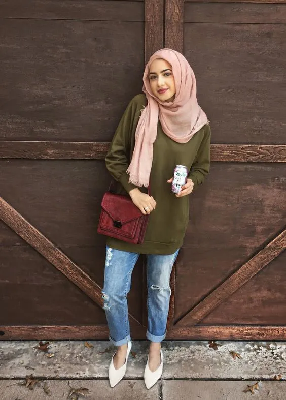 10+ Ide OOTD Celana Boyfriend ala Cewek Korea 20