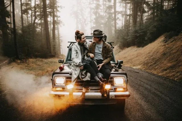 13+ Fotografi Prewedding yang Mendapat Predikat Terbaik di Tahun 2018. Soalnya Lucu dan Kreatif Begini Sih 24