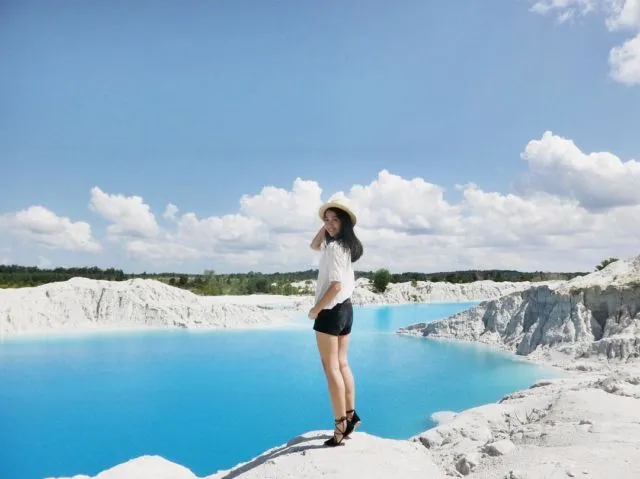 10 Destinasi Hits di Negeri Laskar Pelangi, Belitung. Keindahan Pantainya Bikin Males Pulang! 11
