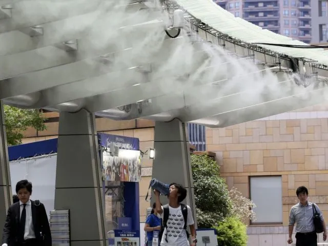 Cuaca di Jepang lagi Panas-panasnya, Bahkan Sampai Mencapai 40 Derajat Celcius! Ada Apa ya? 20