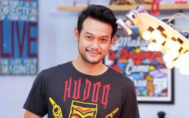 Dari Ario Bayu di 22 Menit sampai Fedi Nuril di AAC, 8 Cowok Inilah Definisi Ganteng Indonesia Banget 15