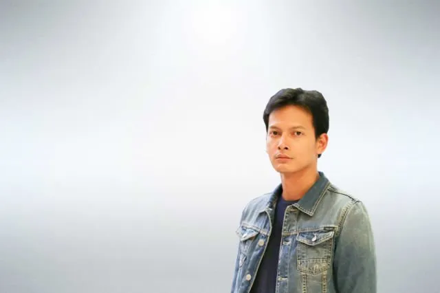 Dari Ario Bayu di 22 Menit sampai Fedi Nuril di AAC, 8 Cowok Inilah Definisi Ganteng Indonesia Banget 10