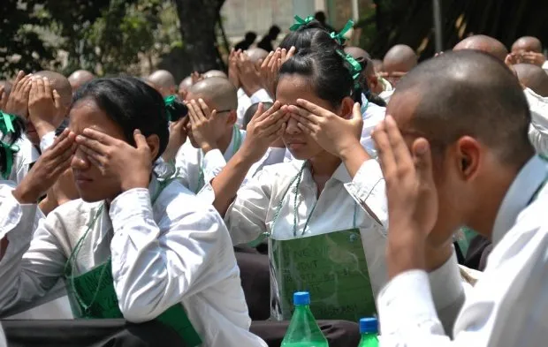 Bukan Cuma Berbau Kekerasan, Sekarang Malah Ada Ospek yang Berujung Mesum. Tujuannya Apa Coba? 6