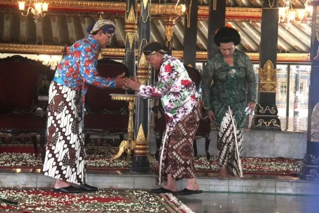 Perbedaan Batik Pedalaman dan Pesisiran 9