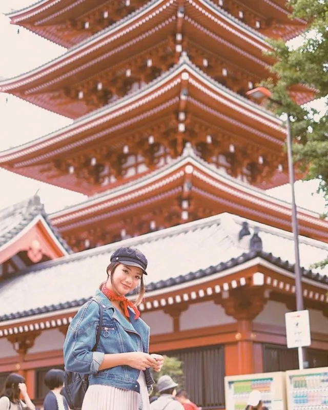 14 Aksesoris Kece Buat Cewek Saat Traveling. Biar Hits dan Nggak Gitu-gitu Aja! 25