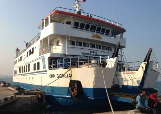 Panduan Liburan ke Karimunjawa, Surga yang Tertinggal di Pulau Jawa. Kapan Kamu ke Sana? 7