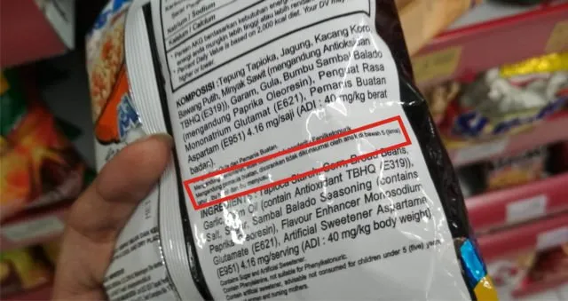 5 Jenis Makanan dan Minuman Ini Harus Diwaspadai untuk Anak. Mana yang Paling Sering Dikonsumsi Nih? 6