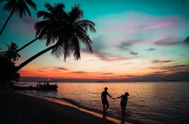 Panduan Liburan ke Karimunjawa, Surga yang Tertinggal di Pulau Jawa. Kapan Kamu ke Sana? 9