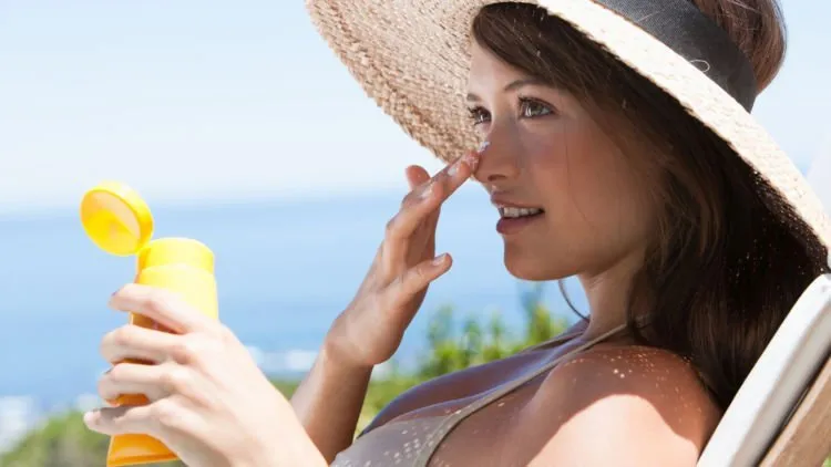 Jangan Gabungkan Skincare yang Memiliki Kandungan Ini. Dipakai Sendiri Oke, Bersamaan yang Lain Jangan! 8