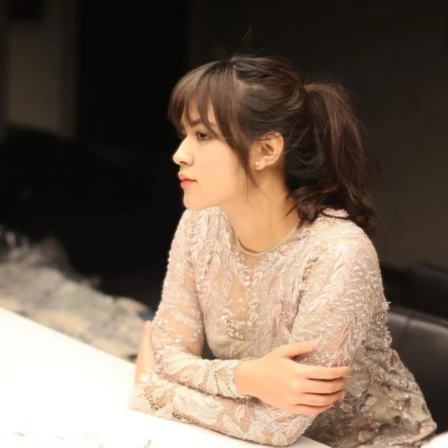 10 Lagu yang Konon Bikin Kamu Makin Bosan sama Pacar. Dengerin deh, Biar Makin Mantap buat Putus~ 20
