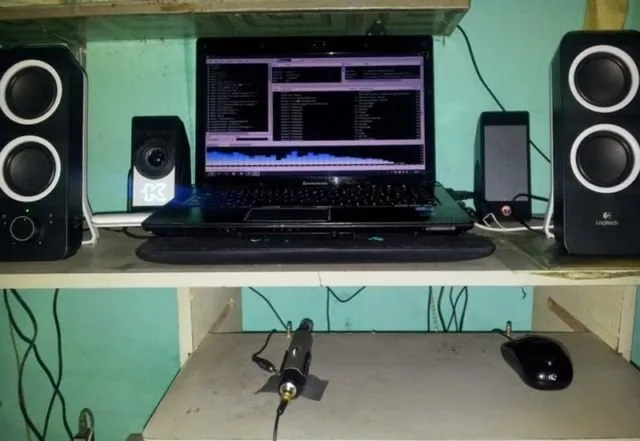 12 Perabotan Kamar Kos yang Bisa Dibawa dari Rumah. Merepotkan Finansial Orangtua Kalau Beli Lagi 20