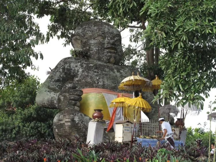 7 Destinasi Horor dan Misterius di Bali yang Perlu Kamu Kunjungi. Bali Nggak Cuma Party! 13