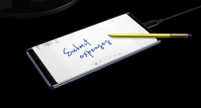 Lagu Pejuang LDR Ini Bisa Kamu Putar Berulang dengan S Pen di Ponselmu Lho! 25