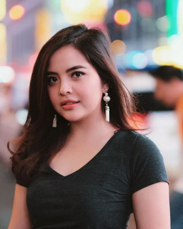 Inspirasi Makeup Effortless dari Para Selebritas Cantik. Tak Perlu Berlebihan untuk Tampil Menarik 15