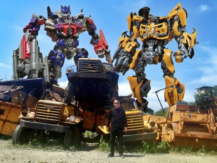 Transformers Park, Destinasi Wisata Kekinian di Solo. Liburan ke Sana Serasa Dikelilingi Robot-robot! 9