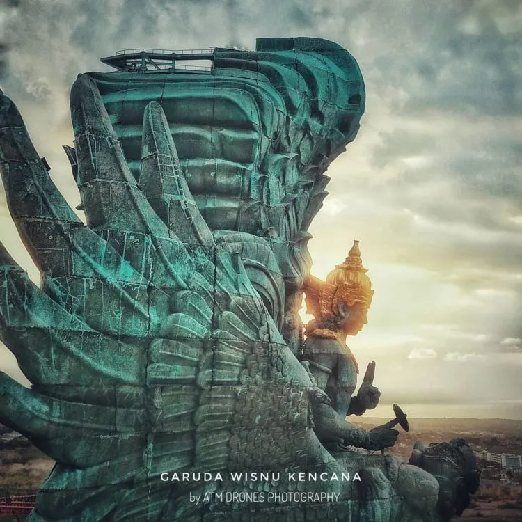 Parade Foto-foto Patung Garuda Wisnu Kencana yang Megah dan Menakjubkan. Bangga Banget Lihatnya! 14