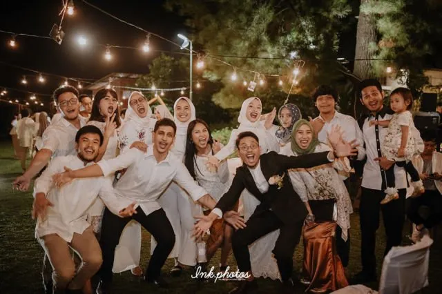 Pesta Pernikahan Gitasav Mengenakan Busana Adat Palembang. Tampak Anggun dalam Ketradisionalan 34