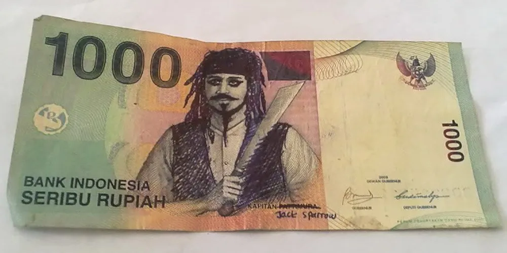 11+ Coretan Iseng di Uang Kertas ini Memang Ngeselin. Tapi kok Kadang Bikin Ngakak Bacanya, Ya? :( 19