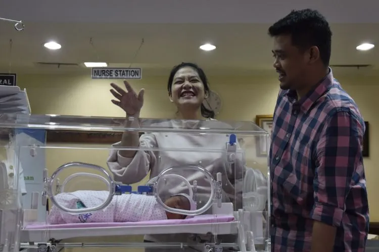 Fakta Manis di Balik Kelahiran Putri Pertama Kahiyang - Bobby. Namanya Sungguh Unik dan Bikin Penasaran 11