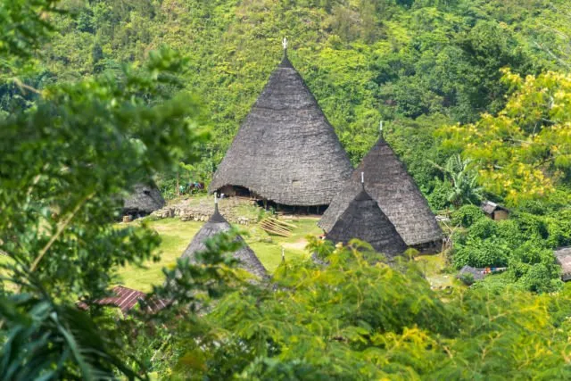 5 Panorama Cetar yang Akan Kamu Temui Di Labuan Bajo. Pantesan Semahal Liburan Ke Luar Negeri 7