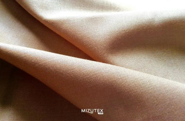 10 Ide Busana Hijab dengan Kain Toyobo. Siap-siap Terlihat Makin Manis dalam Balutan Serat Kekinian Ini 12