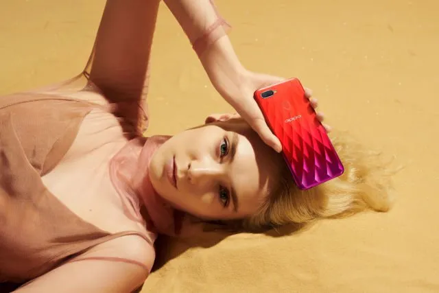 Penjualan OPPO F9 Lebih Unggul Dibanding OPPO F7. Bikin Nggak Sabar Pengen Punya Juga 6
