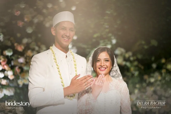 17+ Potret Cantik nan Memukau Pernikahan Tasya Kamila dan Randi Bachtiar. Sempurna dari Make-Up, Busana Hingga Venue Acara 24
