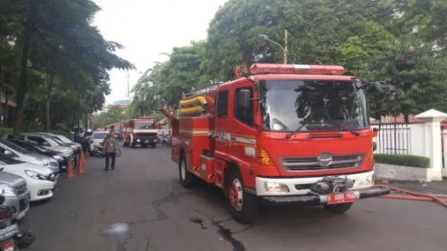 Siapa Sih yang Boleh Memakai Jasa Voorijder? Inilah 8 Kendaraan yang Bisa Mendapat Pengawalan Polisi 9