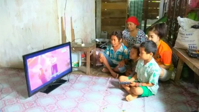 KPI vs Deddy Corbuzier. Wajah Dunia TV di Indonesia: Pergulatan Sengit Program Televisi 5