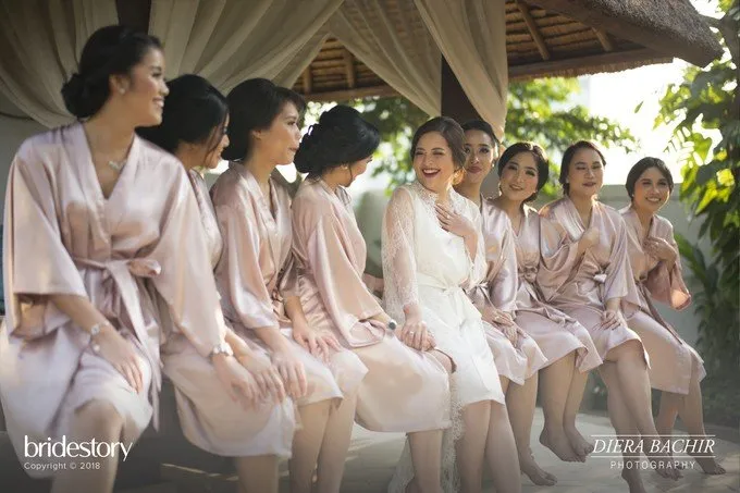 17+ Potret Cantik nan Memukau Pernikahan Tasya Kamila dan Randi Bachtiar. Sempurna dari Make-Up, Busana Hingga Venue Acara 27
