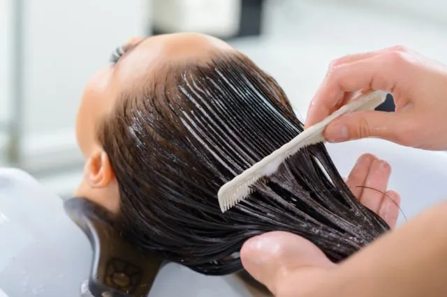 6 Fakta di Balik Rambut Warna-warni. Bisa Jadi Pertimbangan Sebelum Memutuskan Mewarnai 13