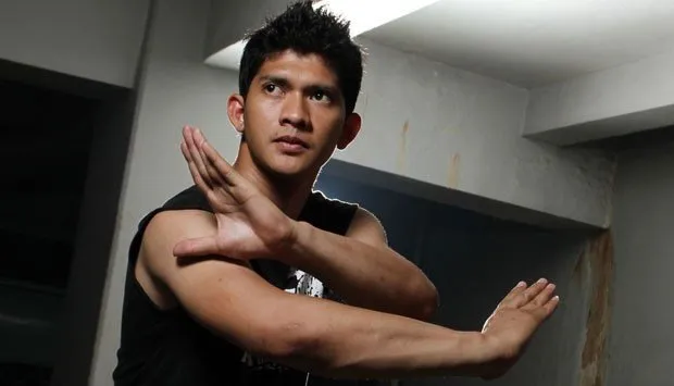 Perjuangan Keras Iko Uwais Tuai Tinta Emas; dari Seorang Supir, Kini Masuk Industri Hollywood. Bangga! 13