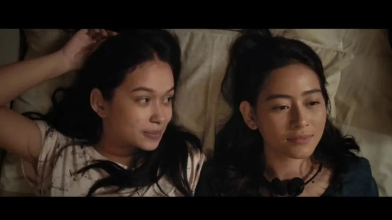 Review Film Sesat: yang Namanya Setan itu Nggak Ada yang Gratisan 10