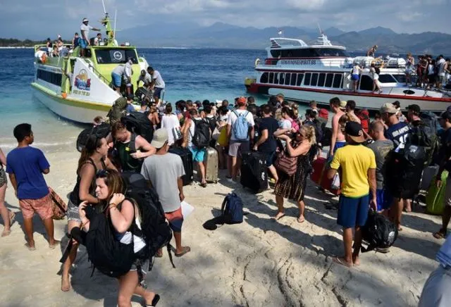 Mungkinkah Overtourism Jadi Penyebab Kebakaran Gili Lawa? Yuk, Pahami 5 Fakta Soal Overtourism ini 8