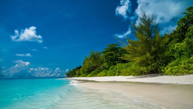 Mungkinkah Overtourism Jadi Penyebab Kebakaran Gili Lawa? Yuk, Pahami 5 Fakta Soal Overtourism ini 11