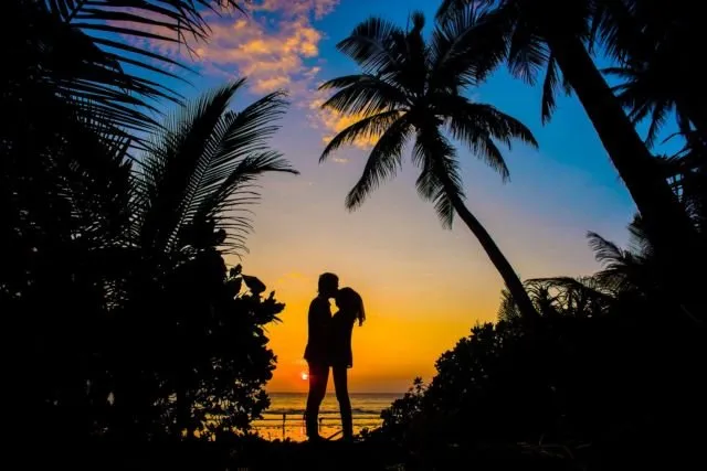 Pacaran sama Cowok Introvert Itu Ada Seninya. 6 Hal Ini Bantu Hubungan Kalian Langgeng Selamanya 7