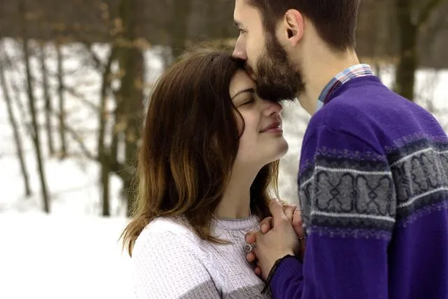 5 Momen Cinta Datang Tiba-tiba, Membuatmu Jatuh dan Kadang Tak Bisa Berbuat Apa-apa 10