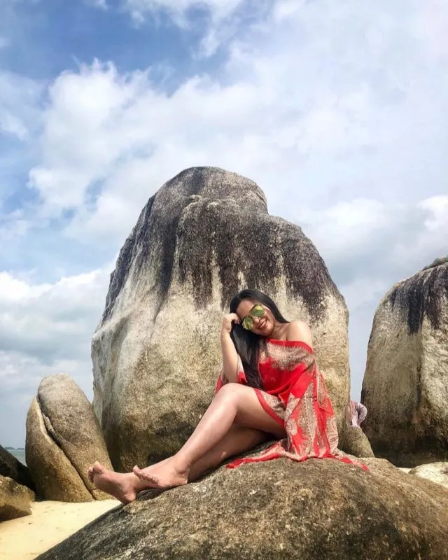 10 Destinasi Hits di Negeri Laskar Pelangi, Belitung. Keindahan Pantainya Bikin Males Pulang! 19