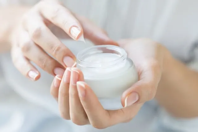 10 Rahasia dalam Dunia Kosmetik yang Jarang Diketahui Orang. Baik Sisi Positif dan Negatif Terpampang di Sini 15