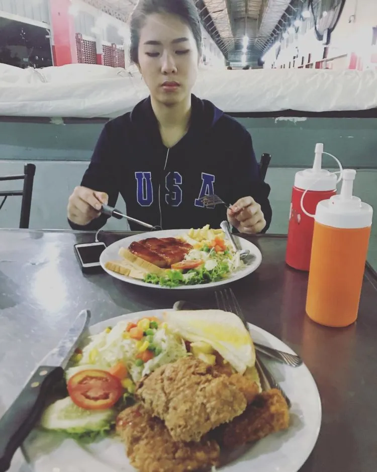 7 Street Food di Bangkok yang Paling Populer. Hati-Hati Bikin Laper Perut dan Mata! 13